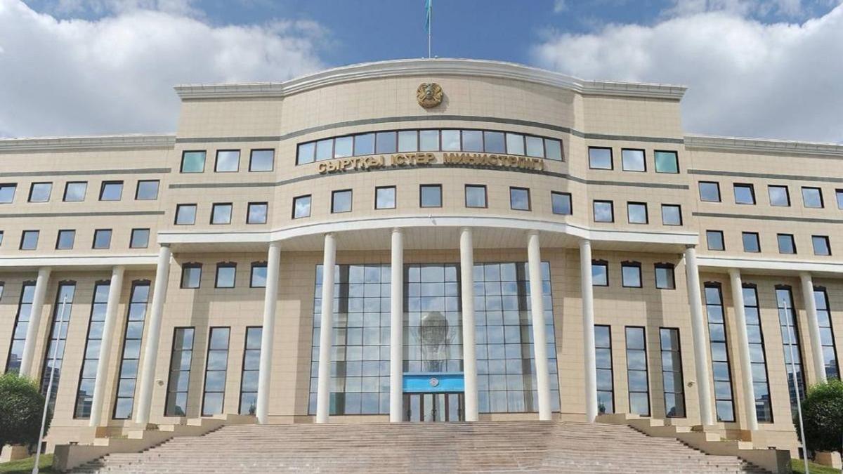 Kazakhstan's Foreign Ministry negotiates return of citizens from Russia conflict zone