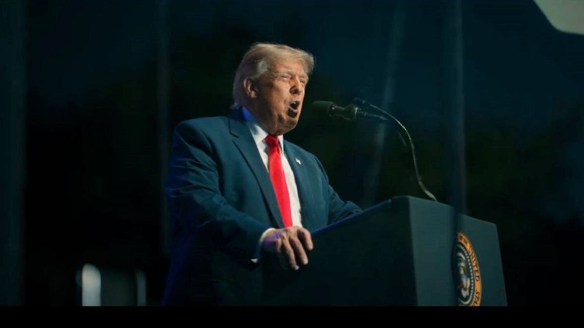 Трамп резко высказался о ситуации во Франции, связав её с миграцией