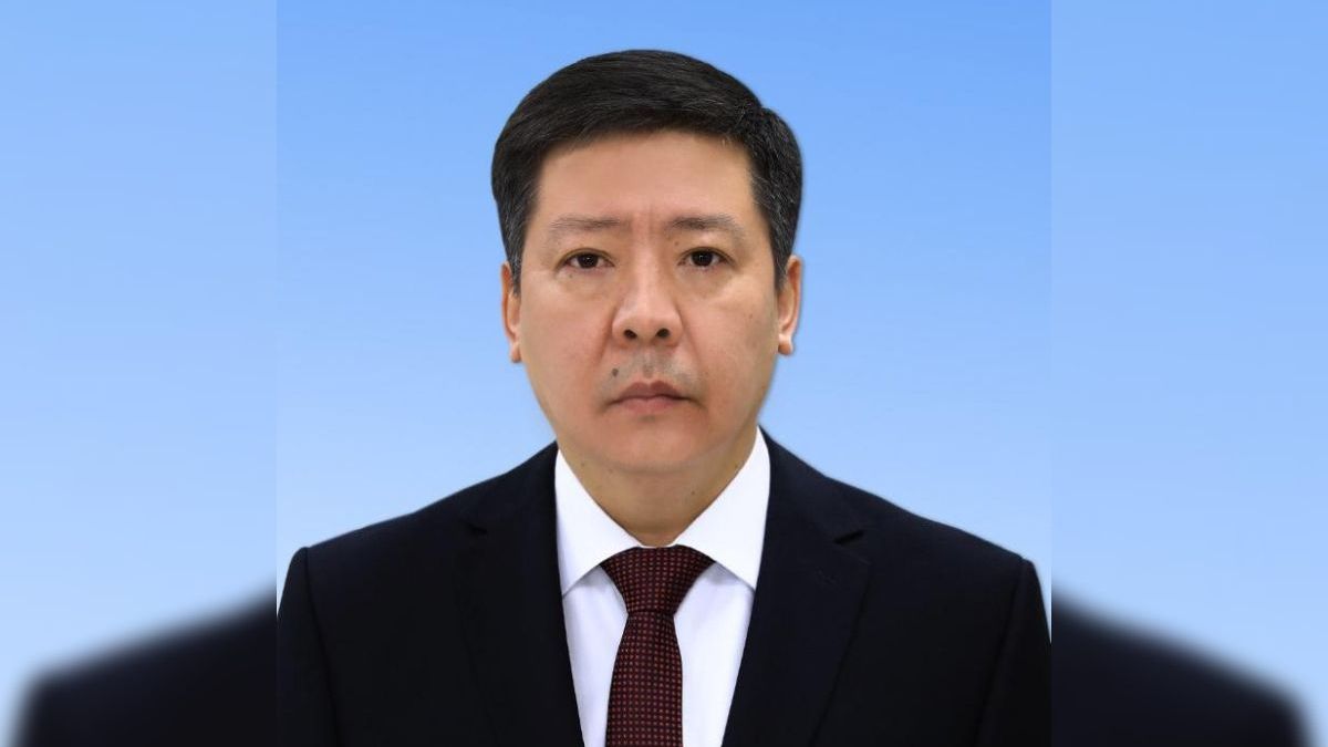 托卡耶夫解除阿克尔·贝伊谢诺夫国防部副部长职务