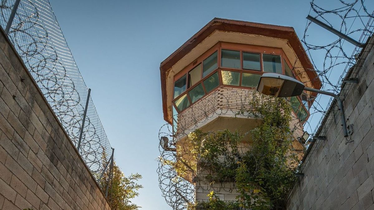 19-Year-Old Kazakh Sentenced to 7 Years for One Day as Drug Courier