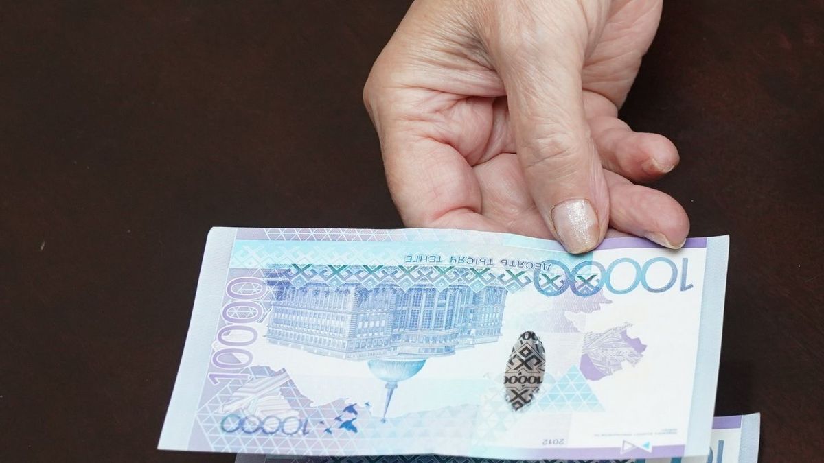 Former in-laws settle 126,000 tenge debt dispute through mediation in West Kazakhstan