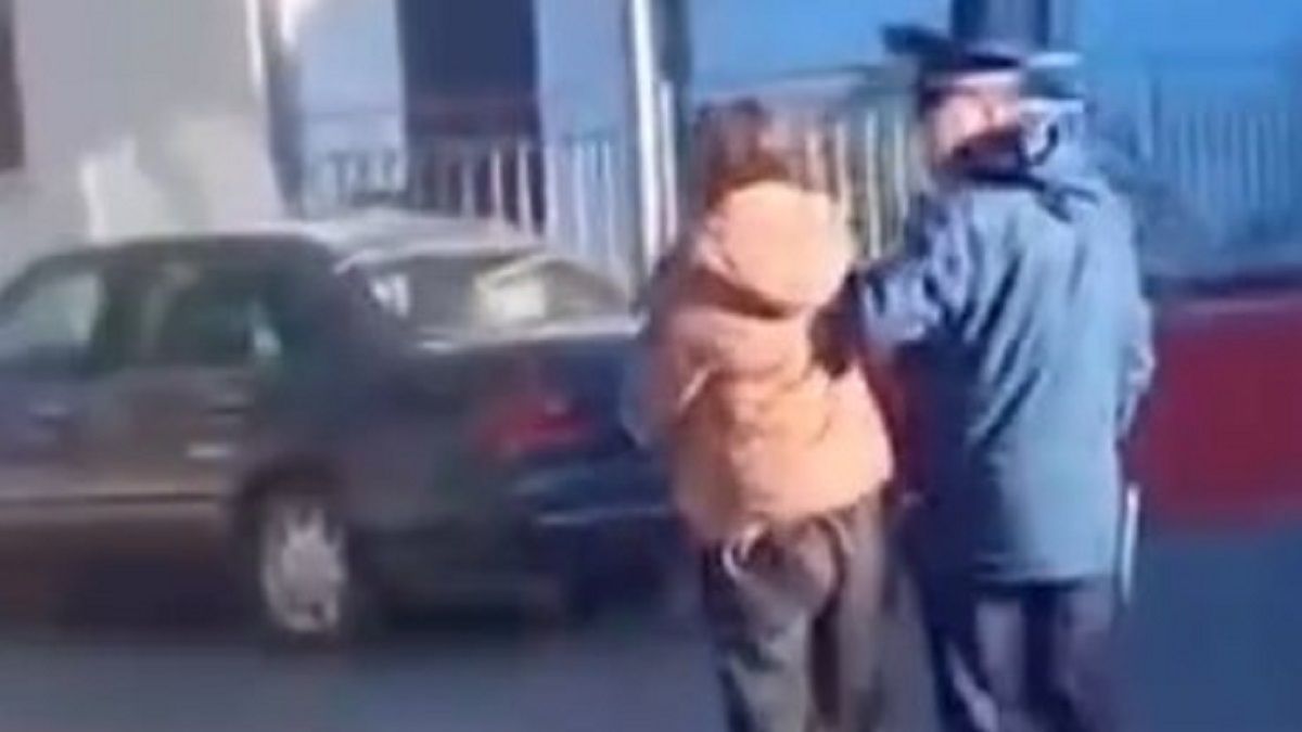 塔尔迪库尔干女子因在TikTok直播中爆粗口被罚款86500坚戈
