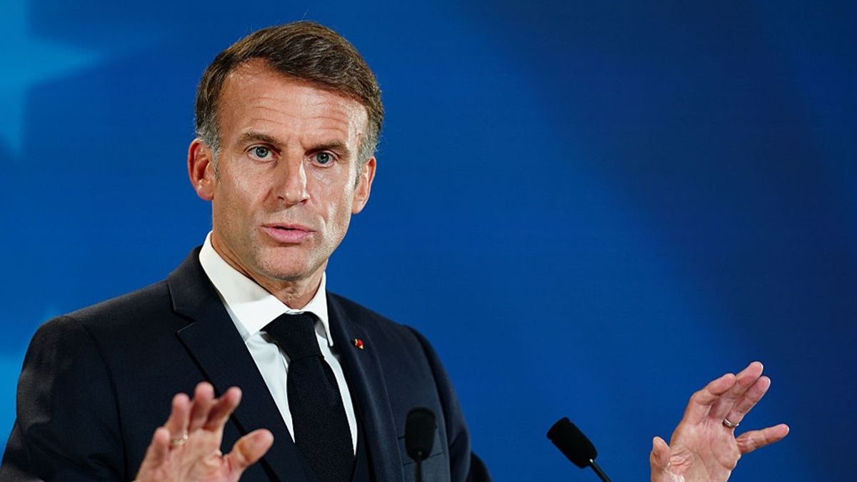 Macron Condemns 'Foolish' Foreign Leaders' Comments on French Protests