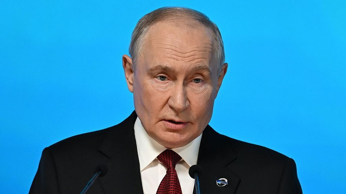 Путин: Ресей Украина бойынша түпкілікті бейбітшілік үшін үшжақты келіссөздерге дайын