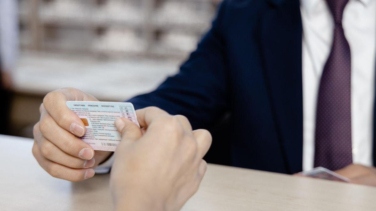 Astana busts gang that illegally issued 74 driver's licenses