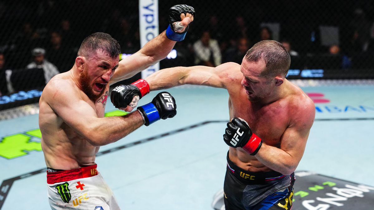 Petr Yan beats Merab Dvalishvili in trilogy to defend UFC belt