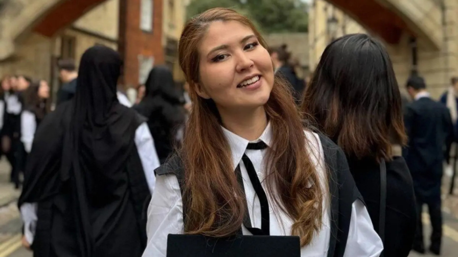 Выпускница НЗМ из Актау стала Teaching Fellow Оксфорда и принята в докторантуру‑2025