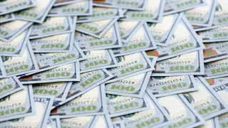 Qazaqstanda dollardyń quny tómendedi: Naryqtaǵy ózgerister