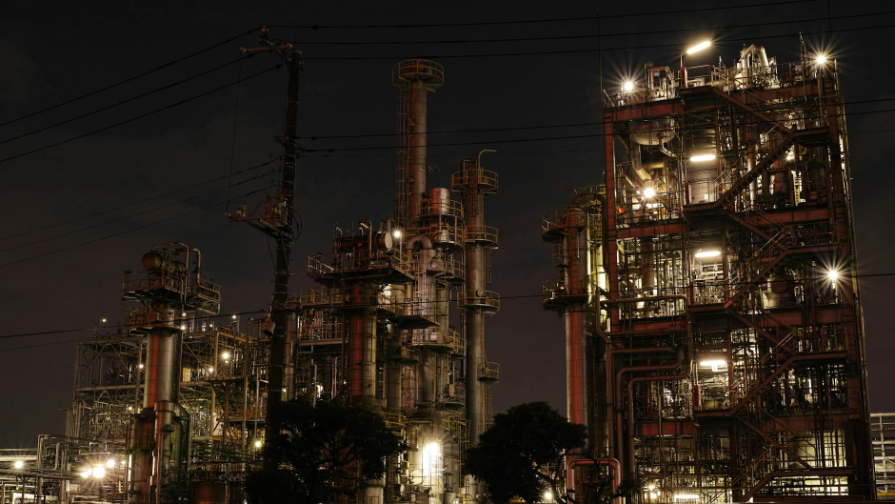 Шымкенттегі мұнай өңдеу зауытында миллиард теңгелік жанармай ұрланды