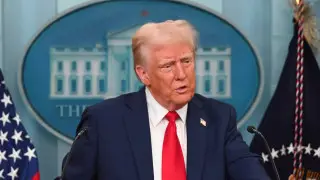 ترامپ ۆەنەسۋەلا پرەزيدەنتى مىندەتىن اتقارۋشى دەپ جاريالادى