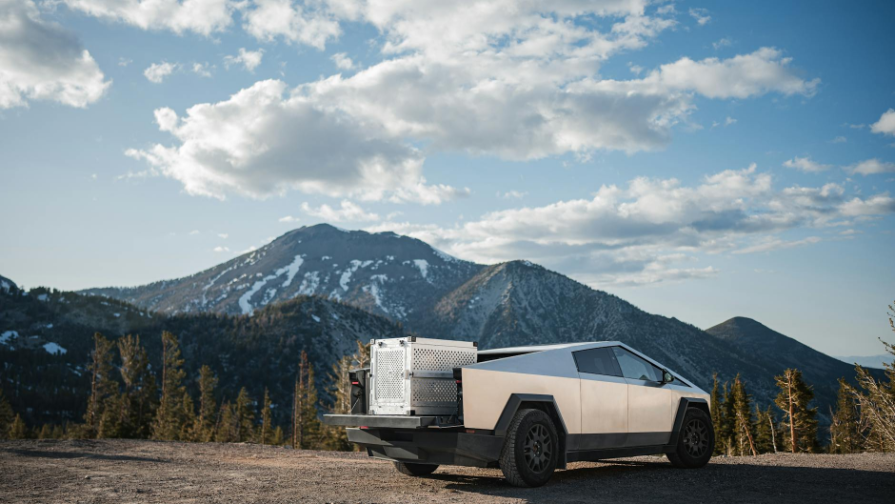 TJM Tesla Cybertruck kóligin nege satyp alǵanyn túsindirdi