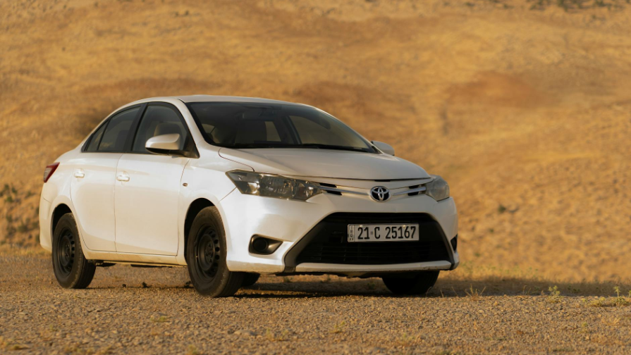 Toyota Alphard және басқа да «оң жақты» көліктер Қазақстандағы жолаушылар тасымалына тыйым салынды