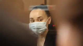 Perızat Qaırat modeler bola ala ma?