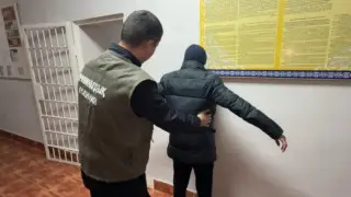 Шымкентте екі адам әйелдерді үнемі мазалағаны үшін қамауға алынды