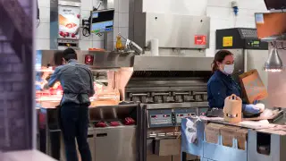 Burger King Kazakhstan: Бір басшы жұмыстан шеттетілді