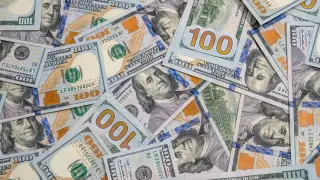 Теңге нығайды: доллар бағамы 490 теңгеден төмендеді