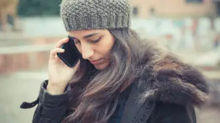 Көкшетаудағы оқытушы интернет алаяқтарының құрбаны болды: 7,6 миллион теңгесінен айырылды