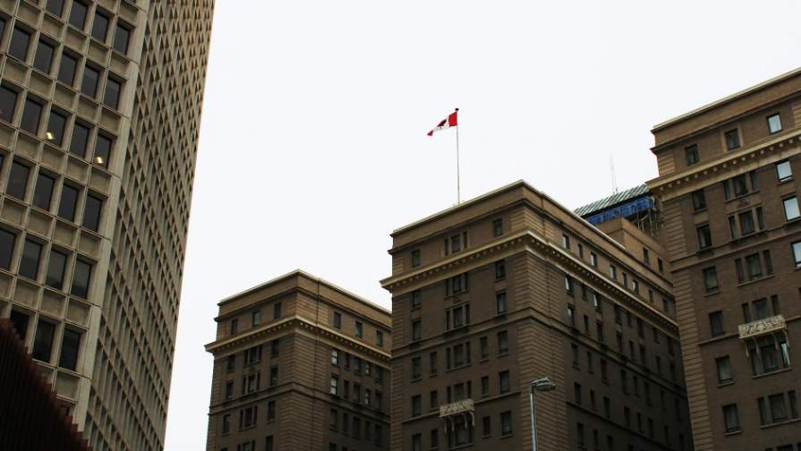 باا-دەگى قازاقستاندىقتارعا كومەك قاجەت: باس كونسۋلستۆو ۇندەۋ تاستادى