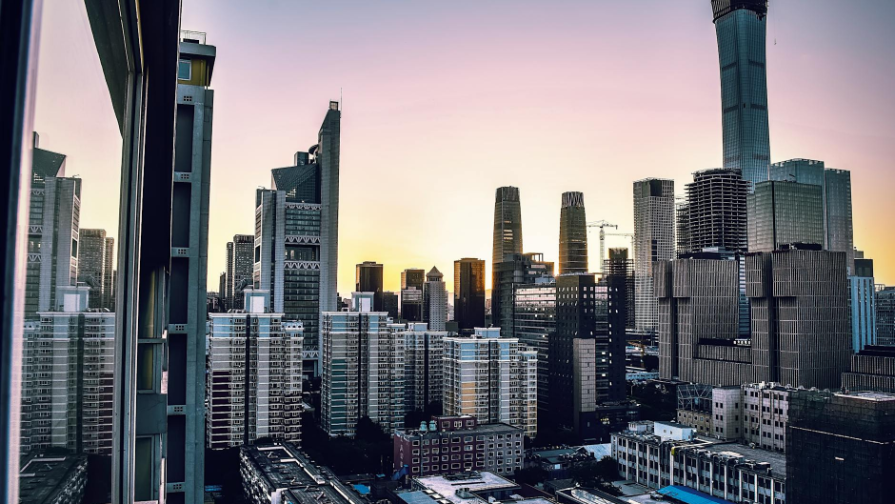 جانبولات ي جازيرا زاستريالي ۆ دۋباە: پارا جدەت حوروشيح نوۆوستەي