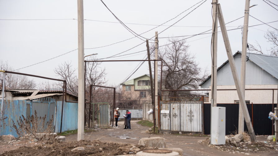 Almaty Dacha Residents Fight for Housing Status After Decade in City
