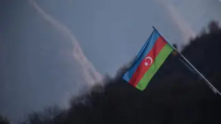 ازەربايجان يران شەكاراسىنا اسكەر اۋىستىردى: ب ا ق مالىمەتى