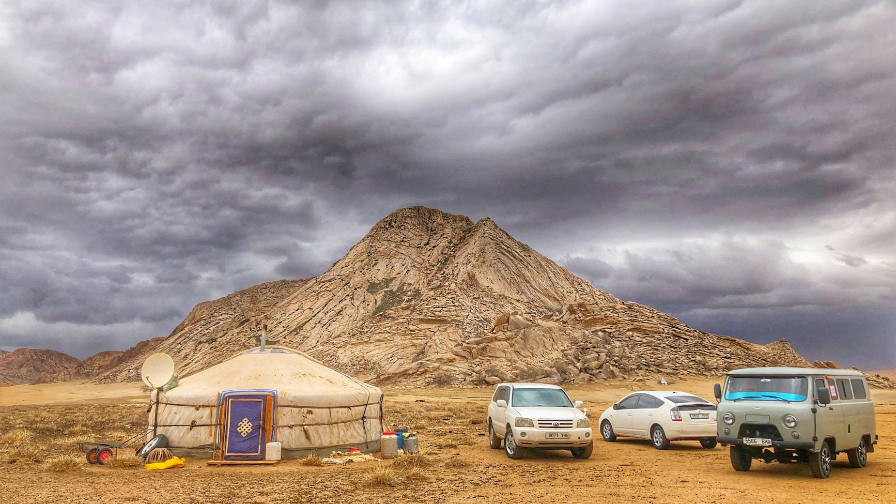 Bayan Sulu объявила о завершении сотрудничества с продюсером и новых планах