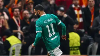 «Galatasaraı» «Lıverpýldi» jeńdi: Chempıondar lıgasynyń 1/8 fınalyndaǵy tartysty oıyn