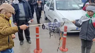 يرانداعى بالالار ليونەل مەسسيدىڭ فۋتبولكاسىن ورتەدى