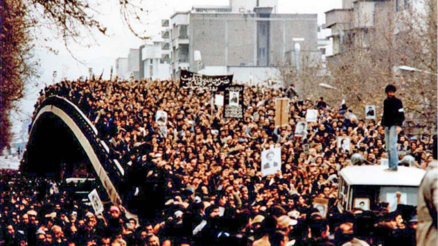 Iran men munaı soǵysy: 40 jyl burynǵy jaǵdaı men búgingi ahýal