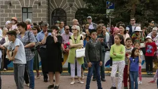 Kazakhstan Climbs 10 Spots in Global Happiness Ranking