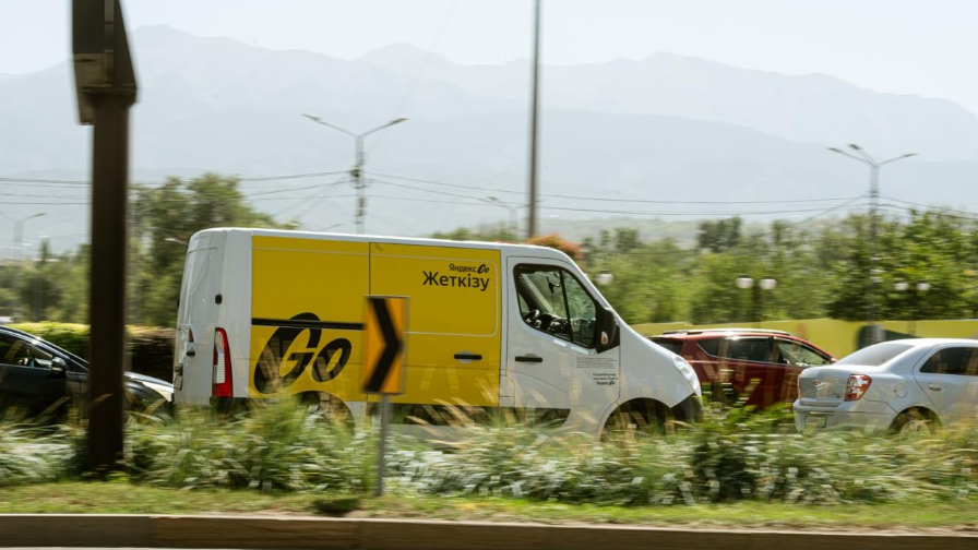 Жүк тасымалы: Бір рейс үшін 220 мың теңге, жолда миллиондаған сағат