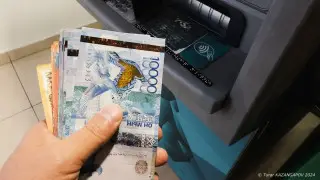 Kazakhstan Extends Validity of Old 10,000 Tenge Banknotes Until Mid-2027