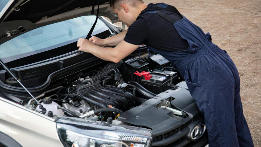 Эксперты: Праворульные авто в Казахстане должны быть выведены из эксплуатации