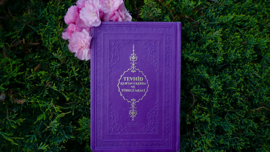 Slovesnaıa dýel poetov: Kak spor ız-za premıı vyzval býrú v setı