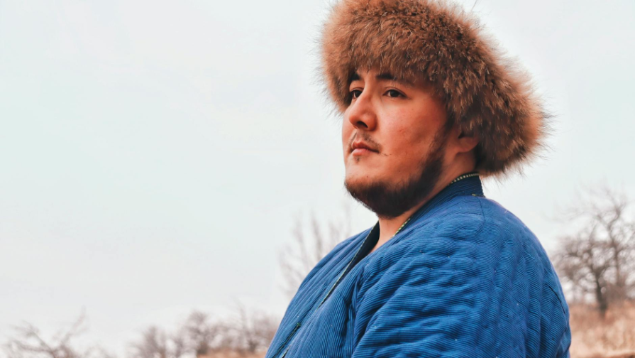 Алматыда қоғамдық тәртіпті бұзған жасөспірімдер Қазақстаннан шығарылды