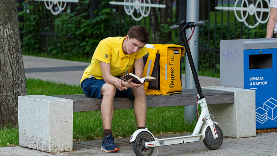 Новые правила для курьеров в Казахстане: рынок доставки ждут перемены с 1 июля