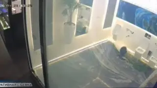 В Шымкенте мужчина повредил новое общественное туалет: причины и последствия