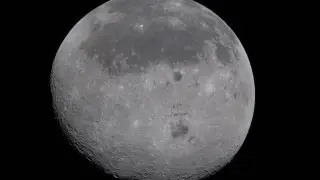 استروناۆتى ميسسيي "ارتەميدا-2" پوكازالي وبراتنۋيۋ ستورونۋ لۋنى