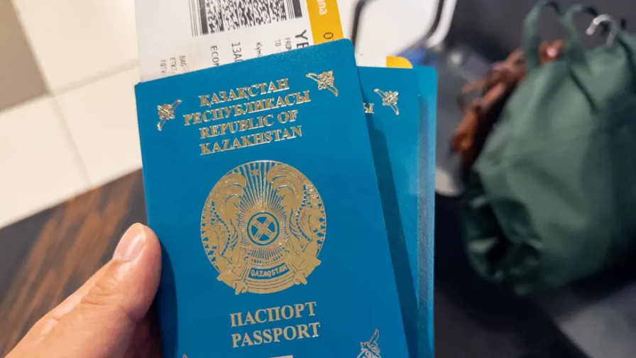 Қазақ тілінсіз ВНЖ: Ресейліктер жаңа миграциялық ережелерді айналып өтудің жолын тапты