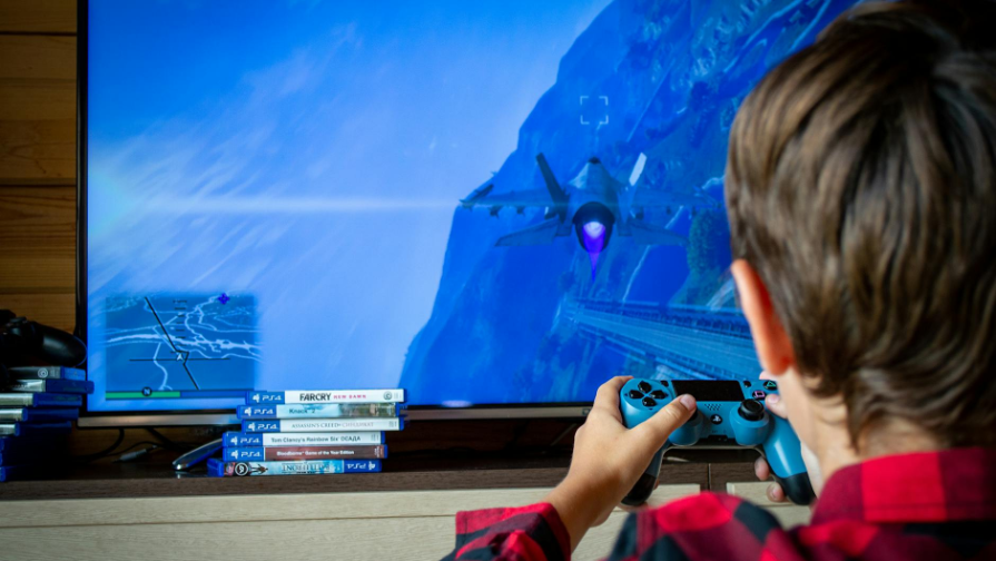 Aqtaýlyq «Han» toı júrgizýshisi: «Bul haıp emes, jeke vıdeomnyń taralýyna baılanysty túsinikteme berdim»