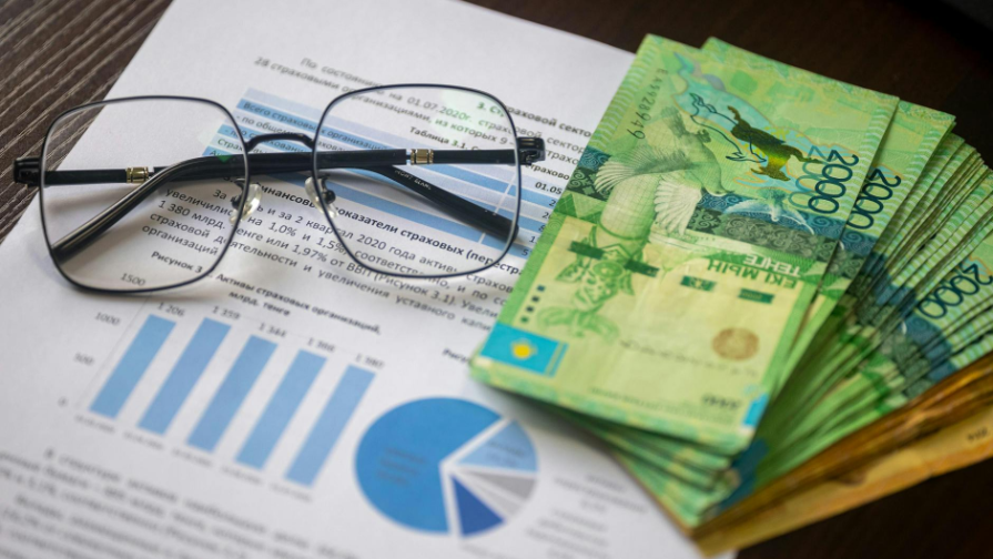 Kazakh Tenge Strengthens as Dollar Weakens on KASE Trading