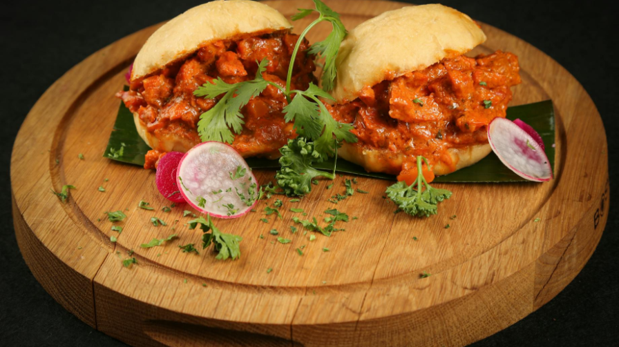 В Индии сын сбросил парализованную мать с четвертого этажа