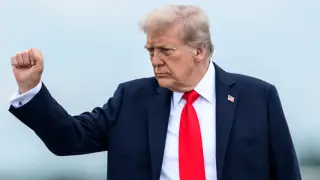 ترامپ: اقش-تىڭ ورمۋز بۇعازىنداعى بلوكاداسى كەلىسىمگە قول جەتكىزىلگەن سوڭ توقتاتىلادى