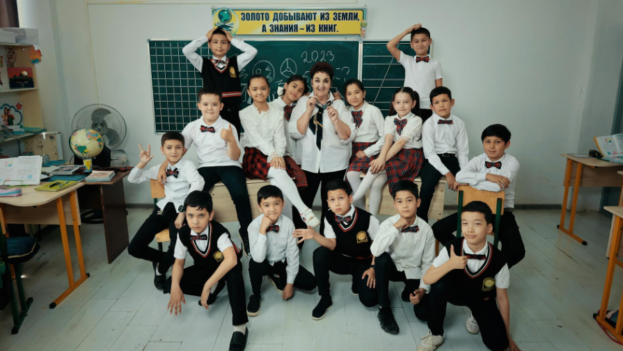 Chess Stars Sindarov and Asaubaeva: Grandparent Clarifies Relationship Rumors