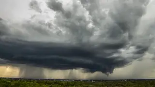 Máskeýden kelgen sıklon Qazaqstanǵa jańbyr men sýyq aýa ákeledi