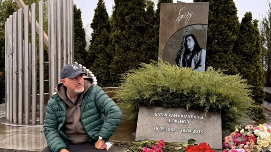 Leonid Agutin Honors Late Kazakh Star Batyrkhan Shukenov After Astana Concert