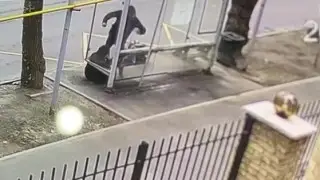 «Жүрегім жараланды». Алматыда зейнеткерді соққыға жыққан оқиғаның мән-жайын туыстары баяндады