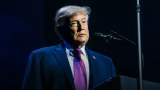 Tramp Iranmen kelissózderdi toqtatty: «Bizde barlyq kozyr bar»