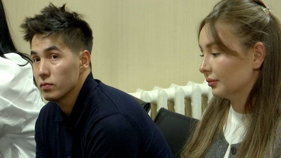 سوت جانابىلوۆتار جۇبىنا ۇكىم شىعاردى: بىرەۋى شارتتى تۇردە، ەكىنشىسى مەرزىمى كەيىنگە قالدىرىلدى