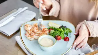 Can You Bring Your Own Food to Cafes in Kazakhstan? A Lawyer Explains Your Rights